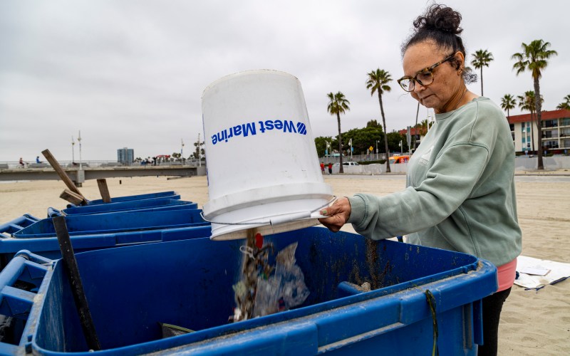 Independence from Litter Beach Cleanup 2