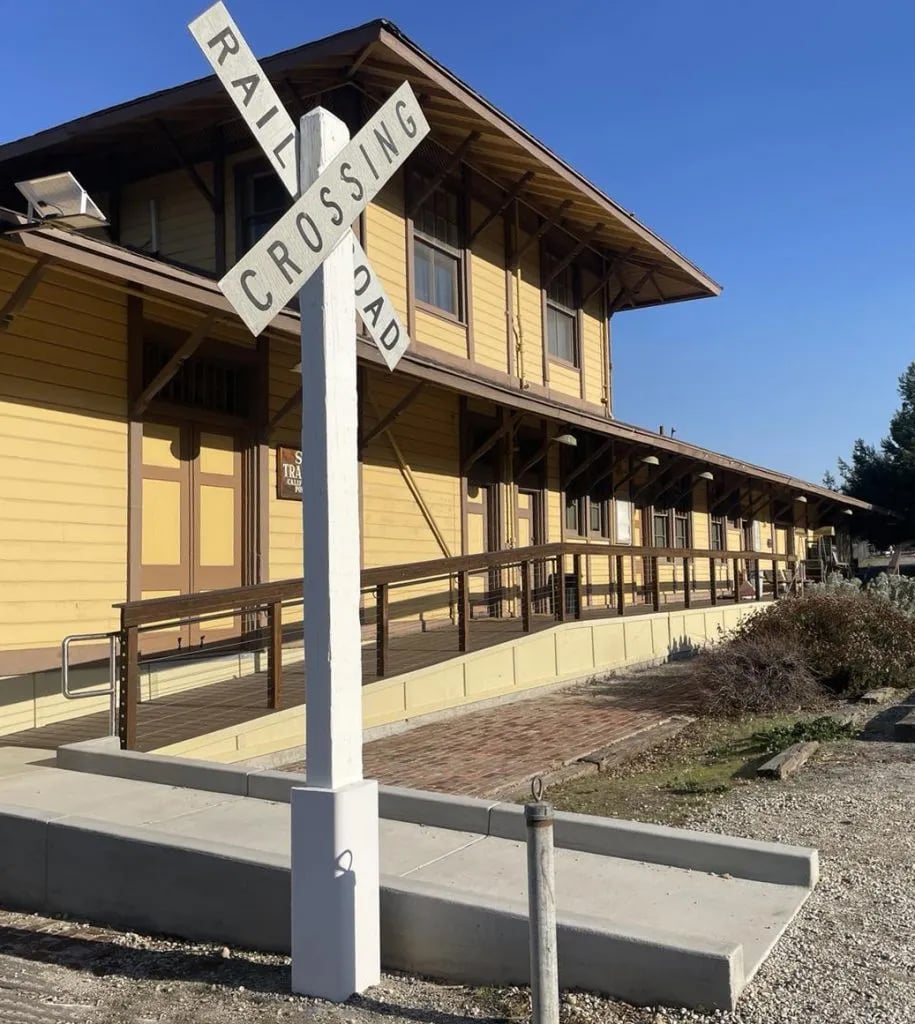 Holiday Magic at the Santa Clarita History Center 2