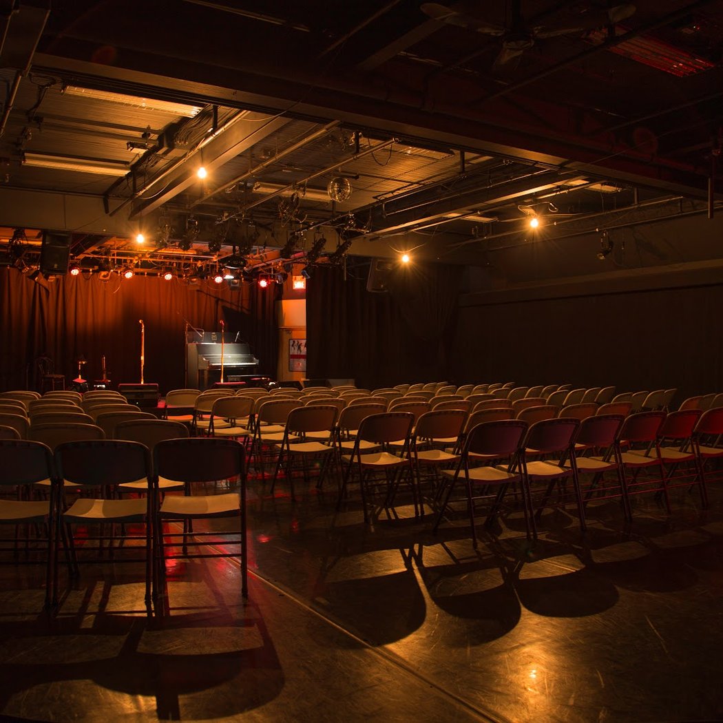 Studio Bizz Mount Royal 3