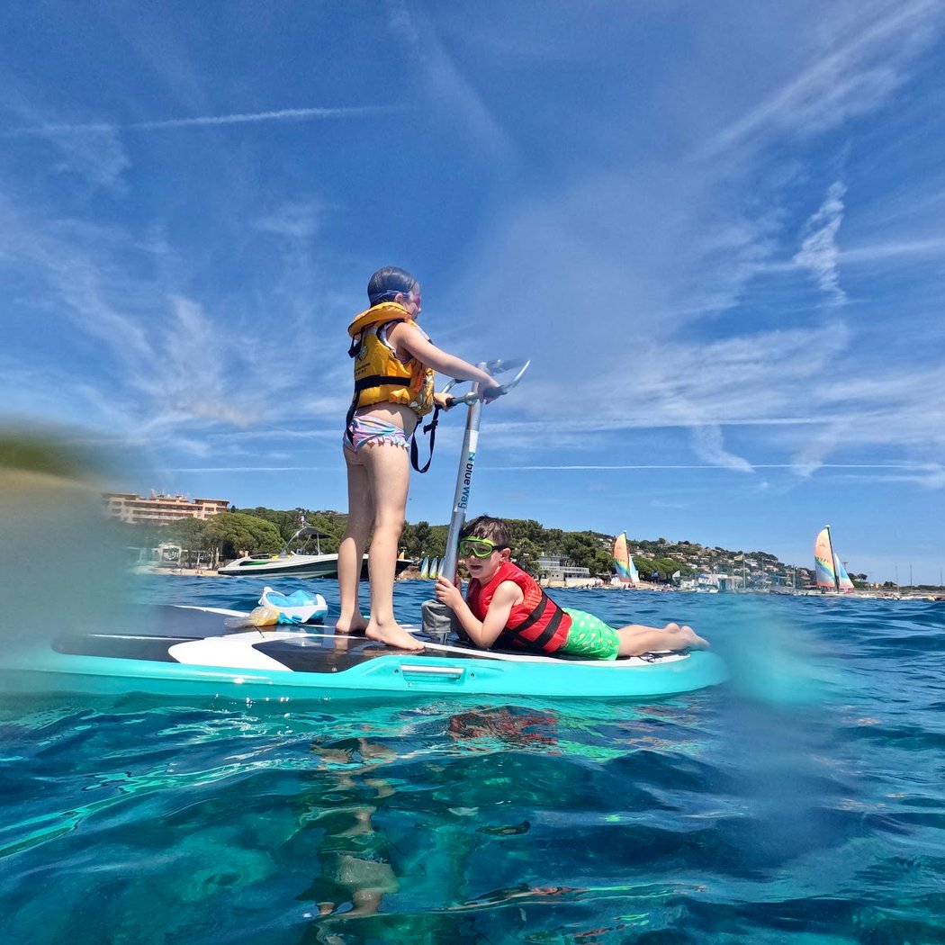 Base Nautique Paddle and Fun : Pédalos, Kayaks, Paddles & Loisirs Nautiques 1