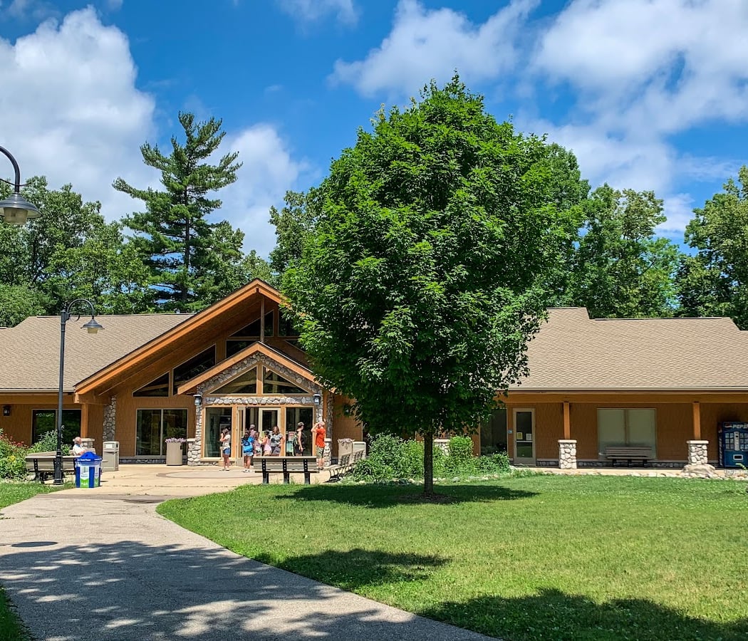 Stony Creek Metropark Nature Center 2