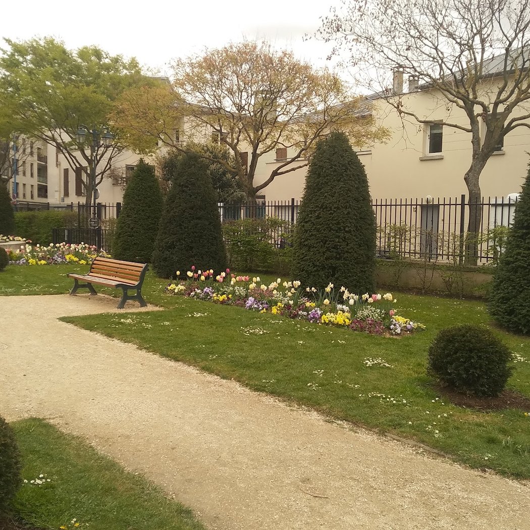 Square des impressionnistes 1