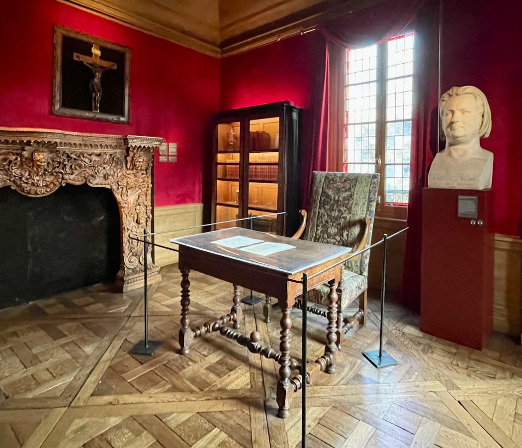 VISITE-CONFÉRENCE DANS LES COLLECTIONS PERMANENTES 3
