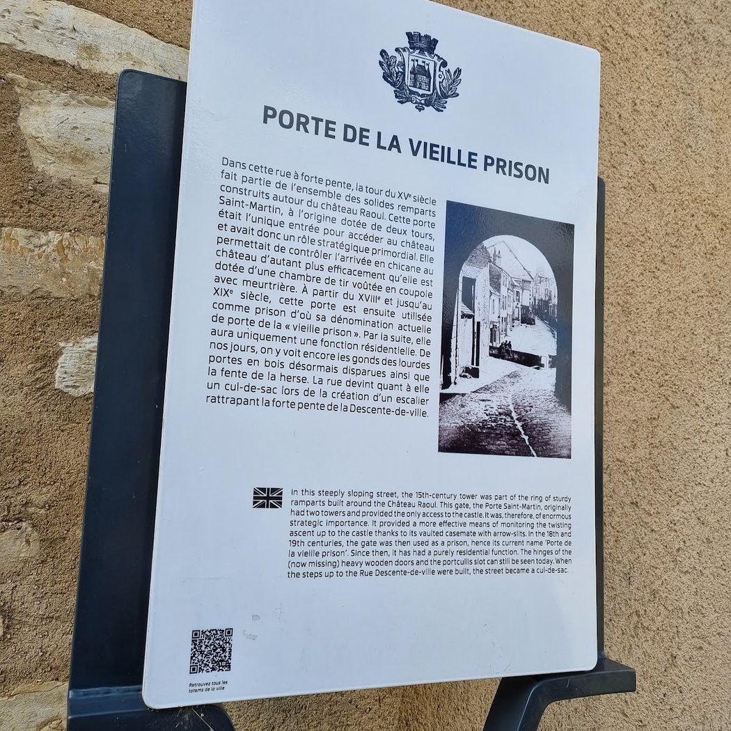 Porte de la Vieille Prison 3