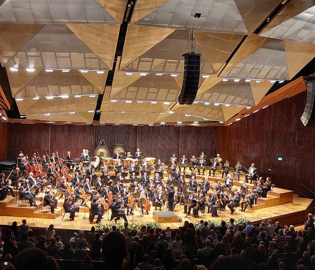 Charles Bronfman Culture Hall 1