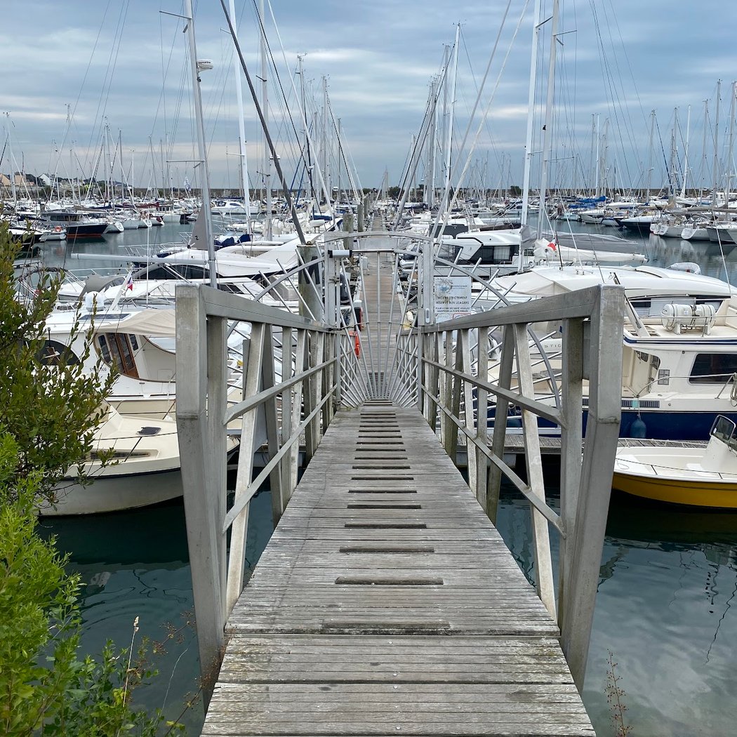 Marina 2