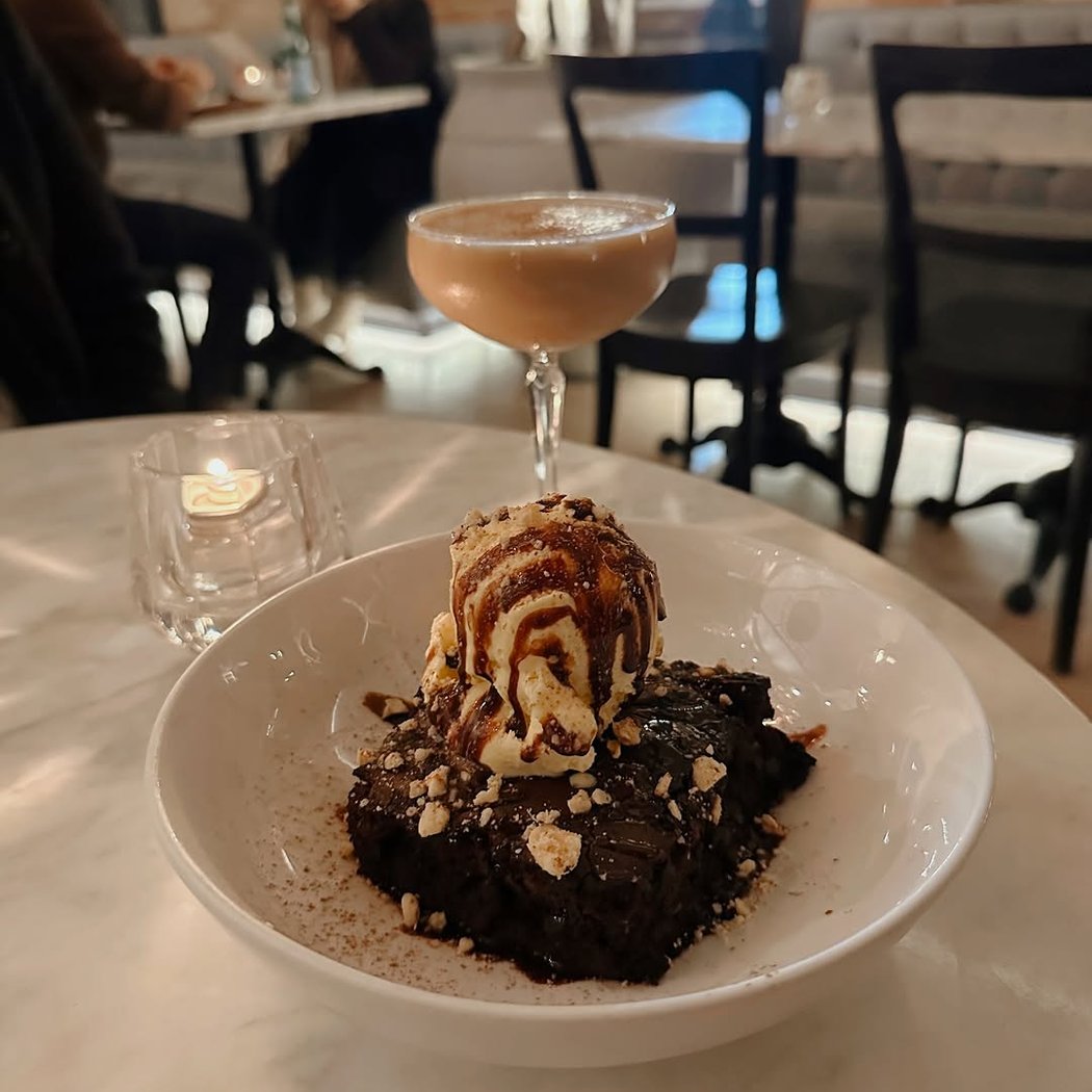 1815 Cafe & Bar 3
