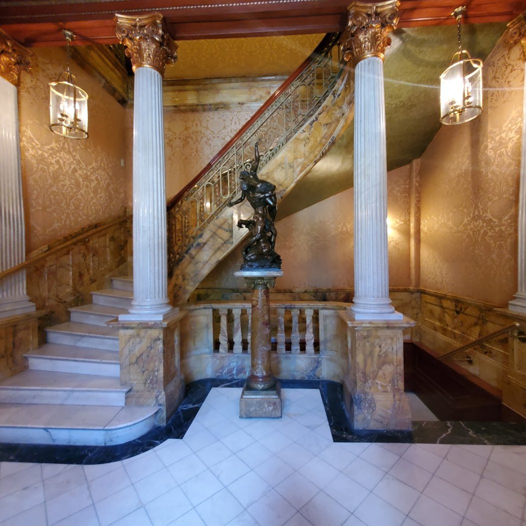 Château Dufresne 1