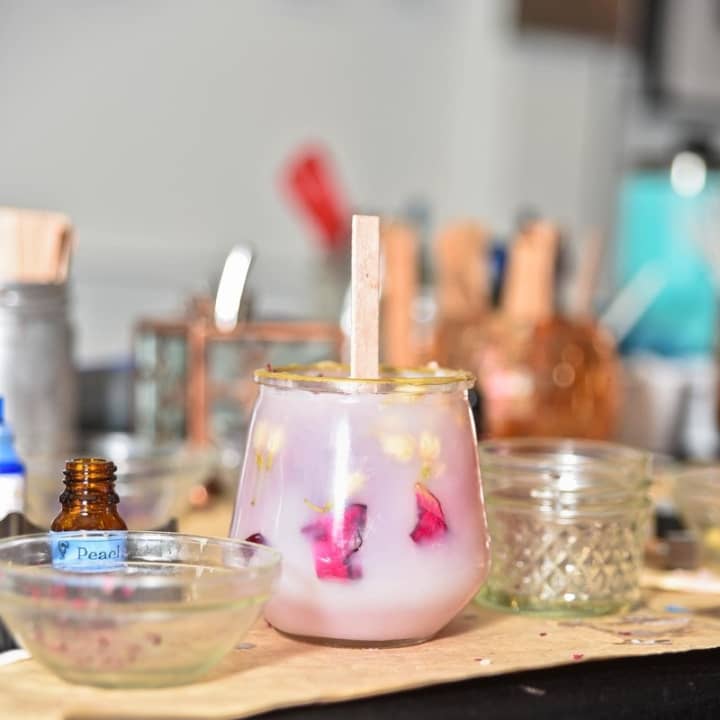Spring Sip & Smell Candle-Making Experience 1