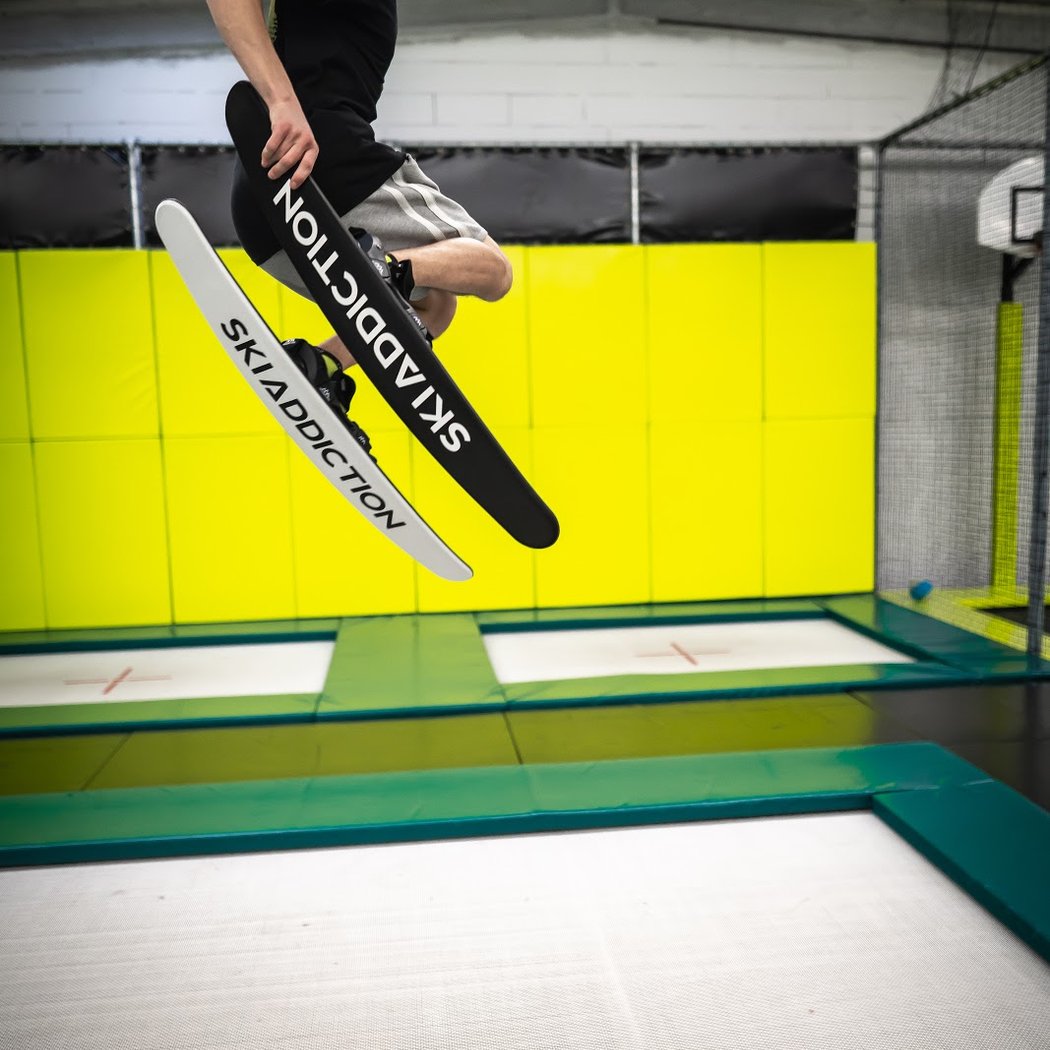 Positive PARK - Jump & Challenge - Trampoline Park & Warrior Park - Laser Game 1