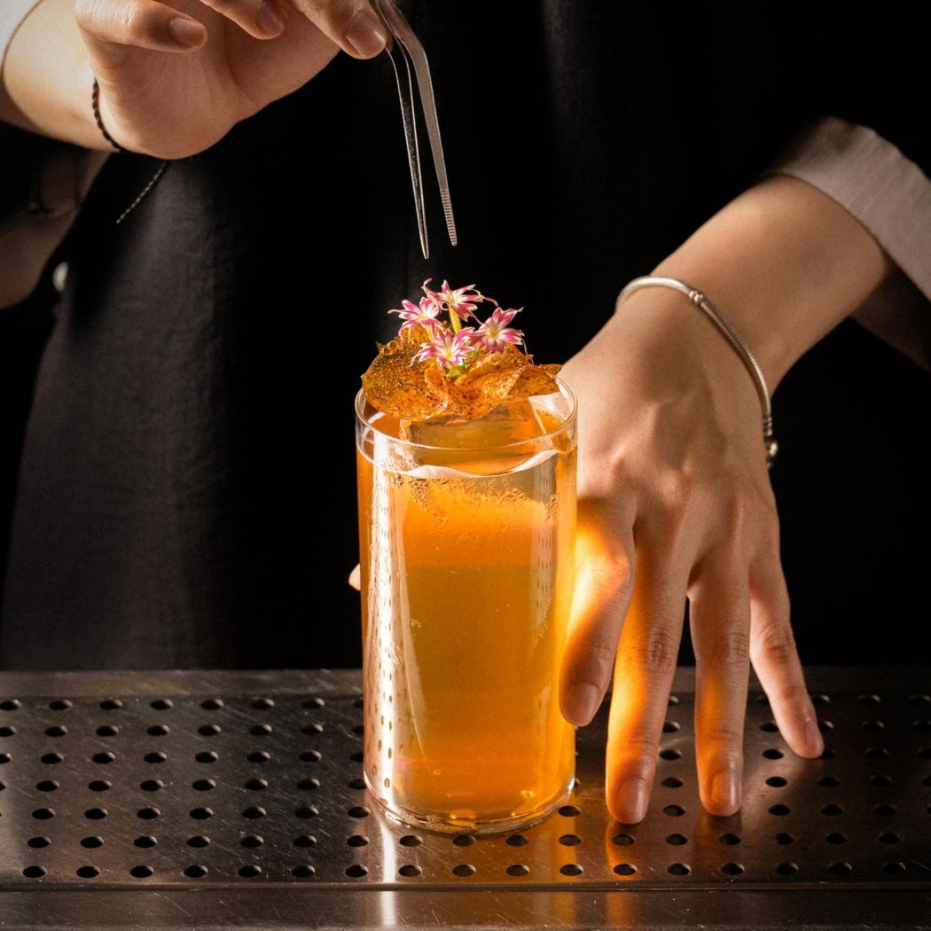 Ủ Bar 1