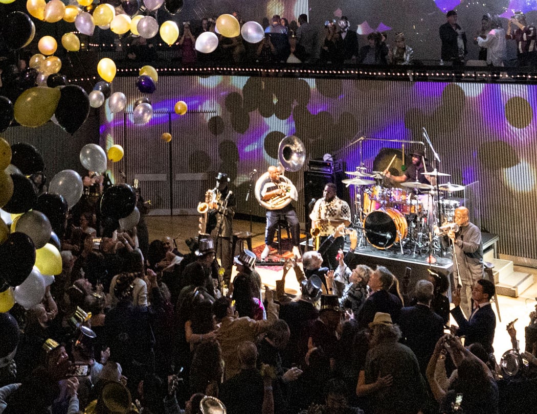 Dirty Dozen Brass Band 2
