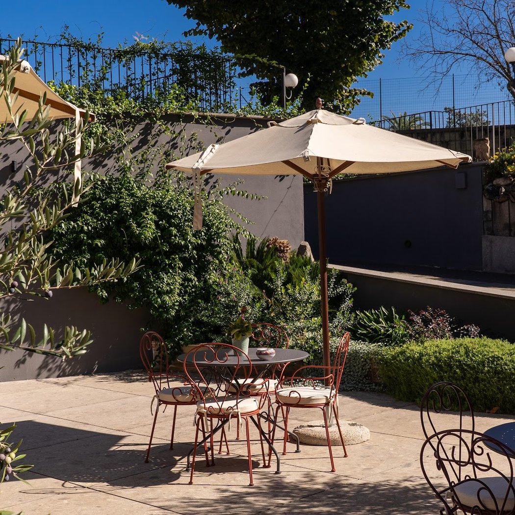 Adoro Hotel | BZAR hotels 2