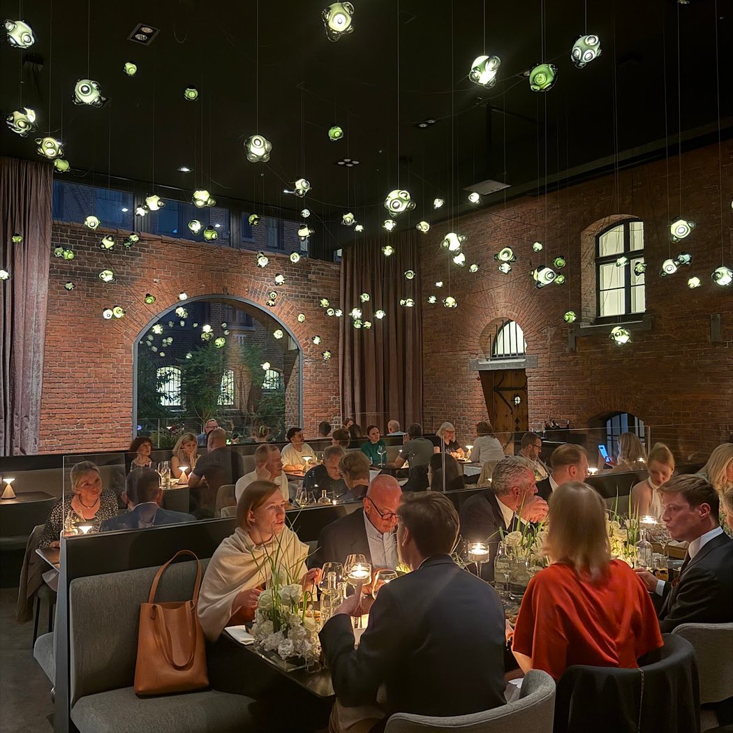 Lovis Restaurant 3
