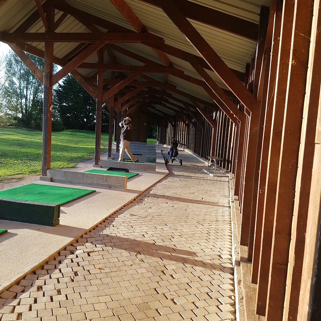 Public Golf Cabourg Nine Holes 3