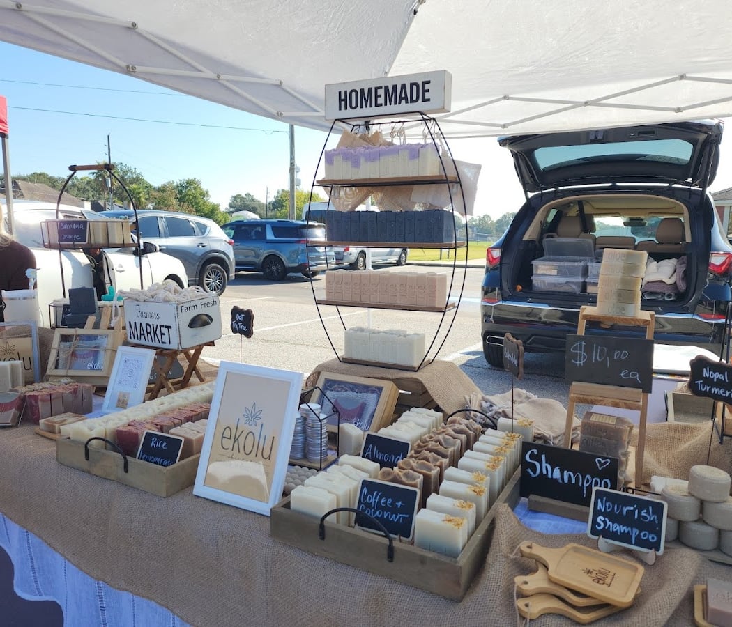 Grand Parkway Saturday Farmers Market 2