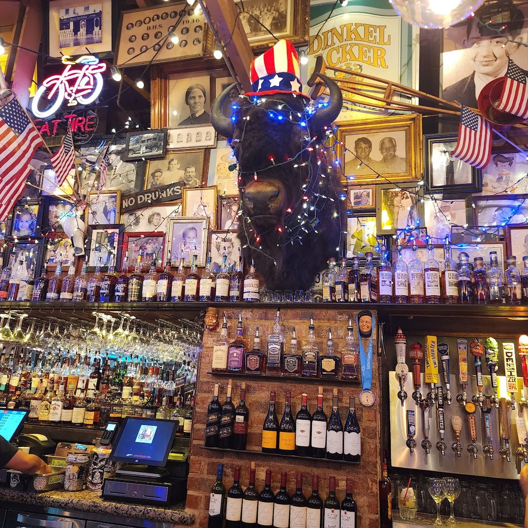 Heroes Bar & Grill 4