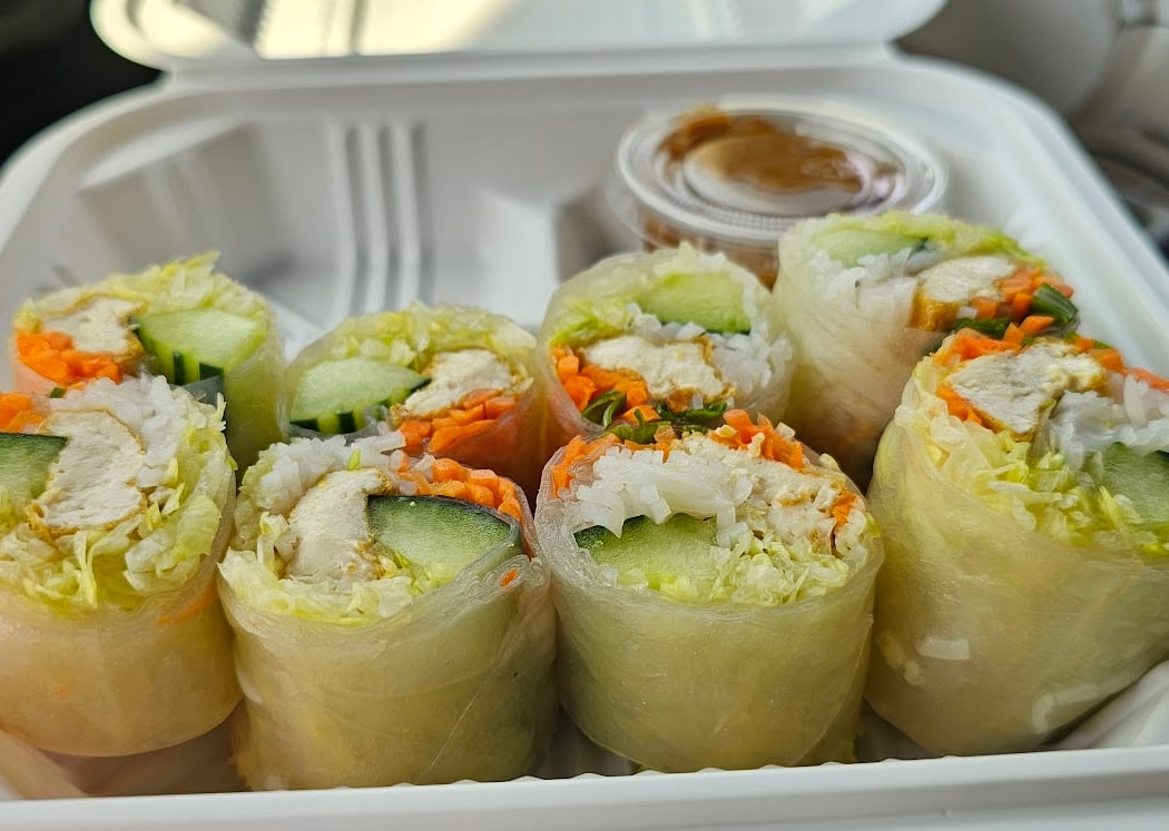 Lynn's Thai Restaurant 3