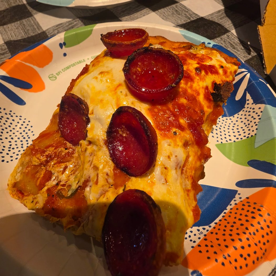 Jules Pizza 3