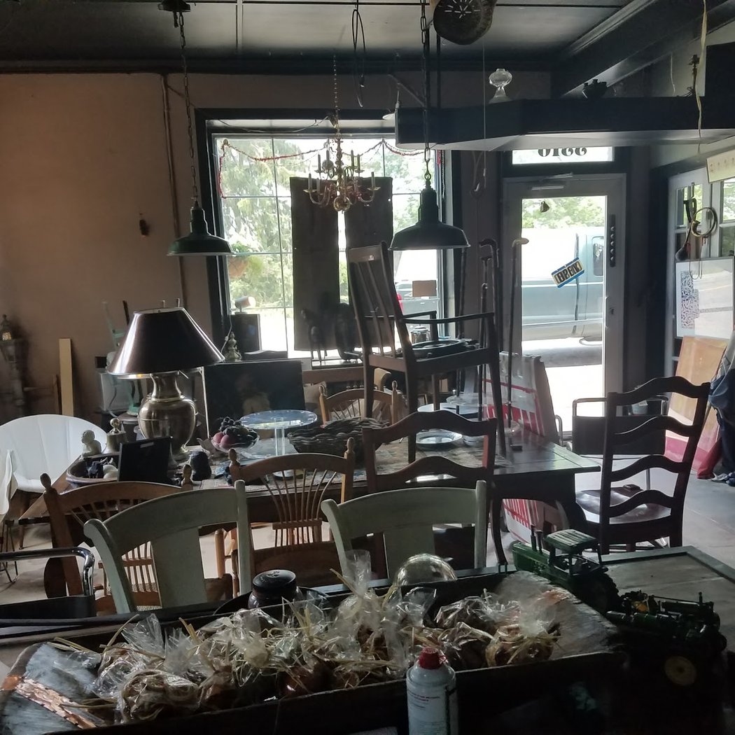Apple Antiques 3
