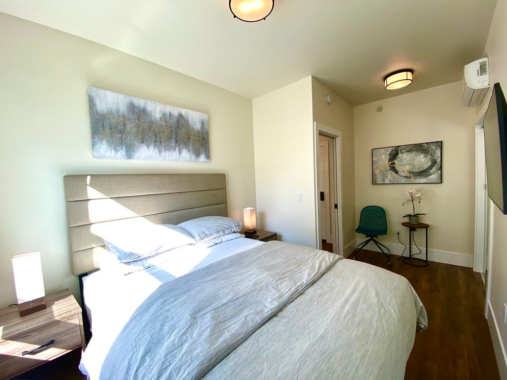 San Pedro Square Apartments 3
