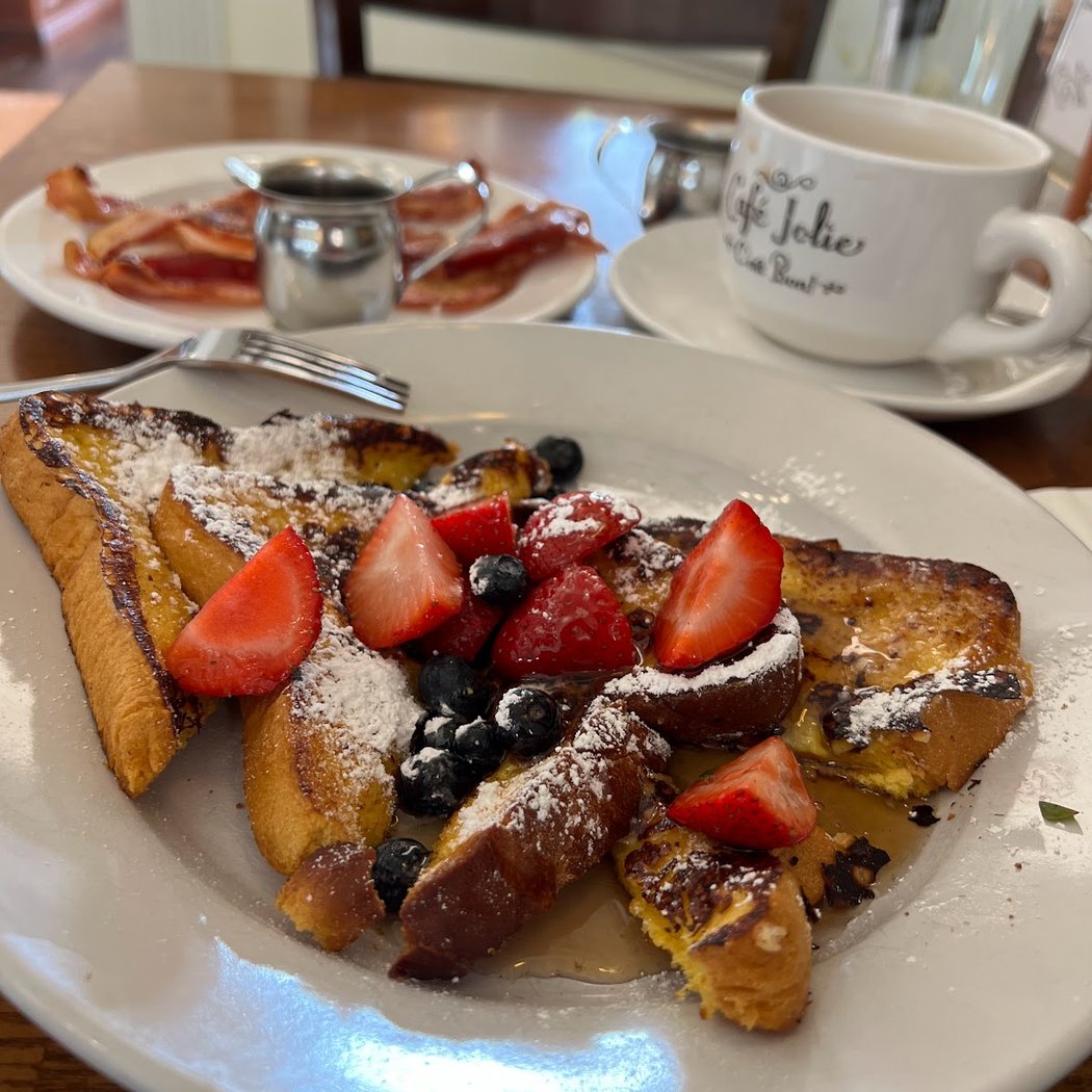Cafe Jolie 2