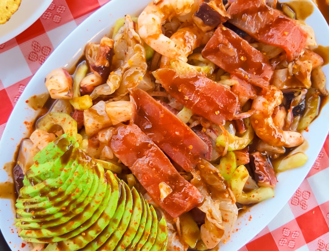 Mariscos la baja 1