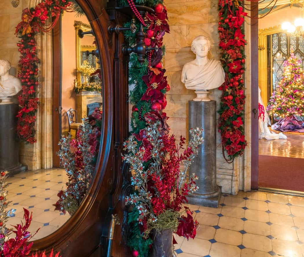 Holiday Classic Mansion Tour 2025 1