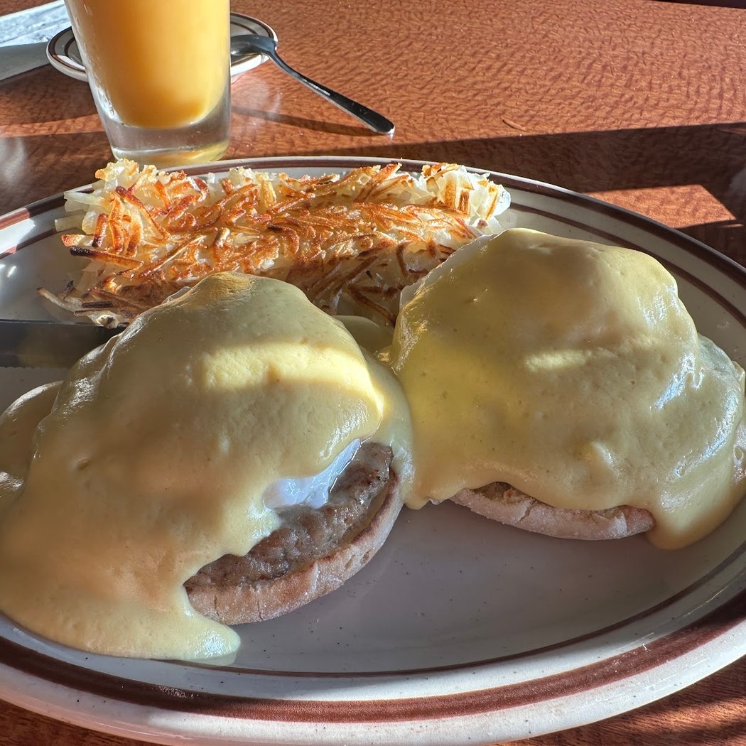 Evergreen Inn & Pub 3
