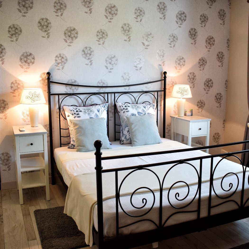 L'oustaloise - chambre et table d'hôtes - hôtels prés de Bédarieux et Béziers 4