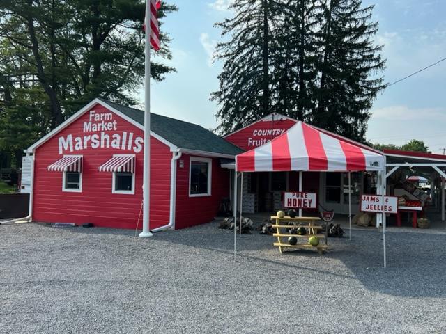 Marshall's Farm Market 3