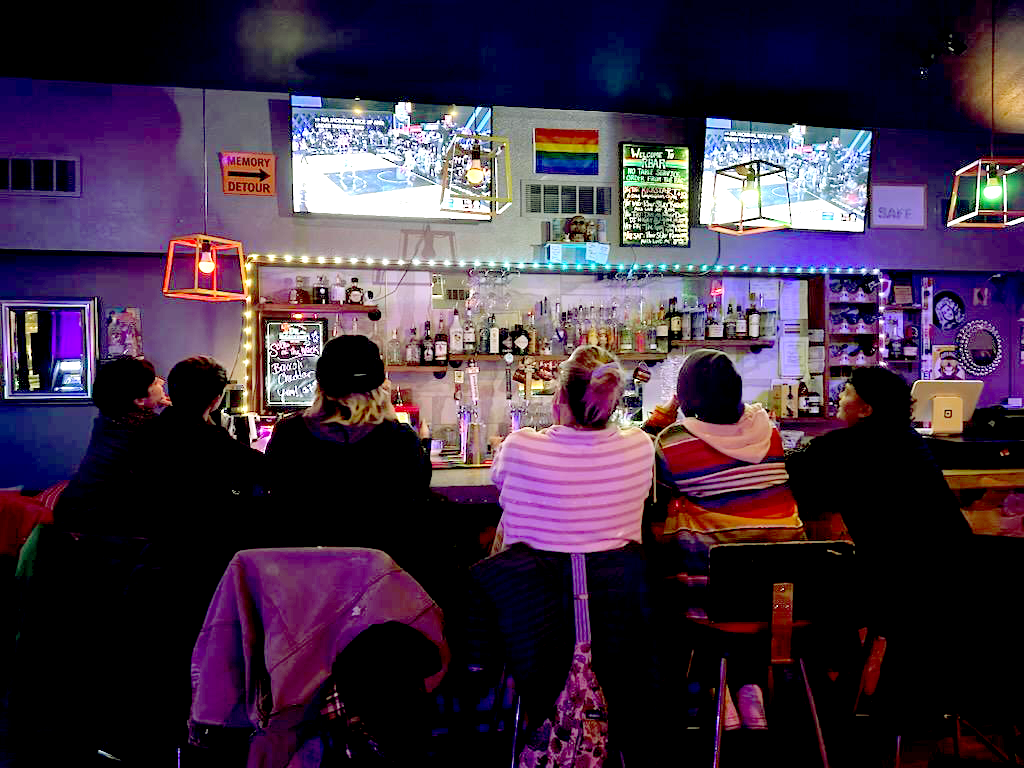 The R Bar and Lounge 2