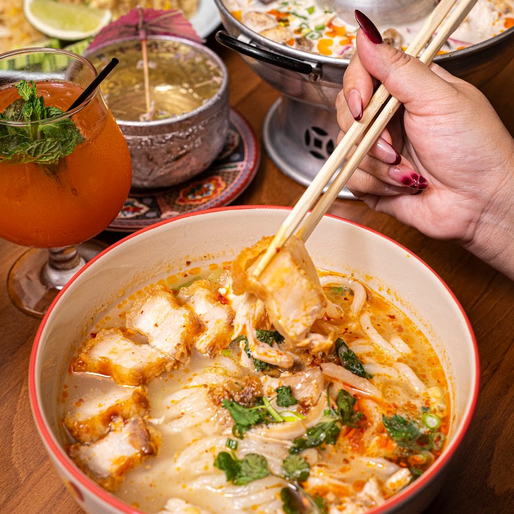 Pakaoma Thai-Lao Diner 1
