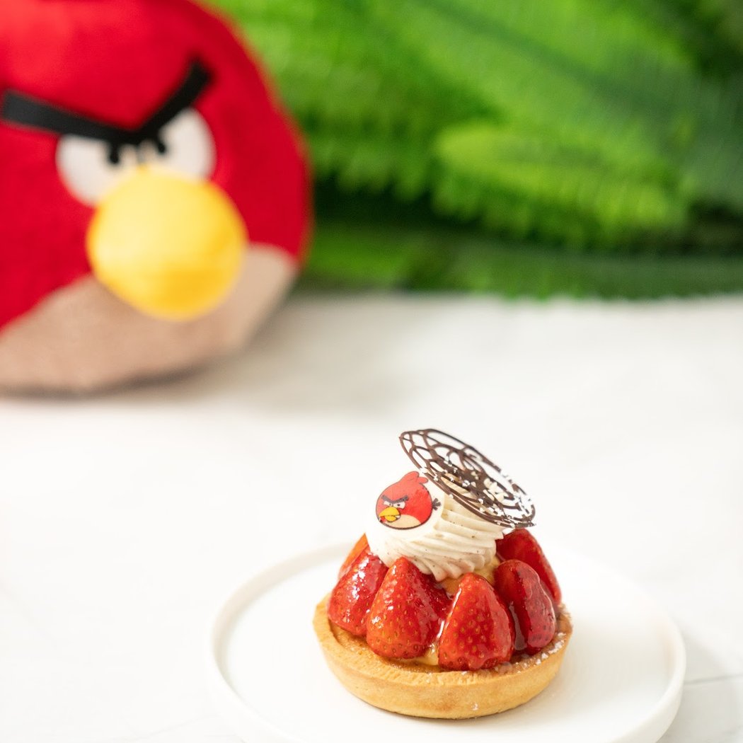 iSwii by Angry Birds Retail Cafe 1