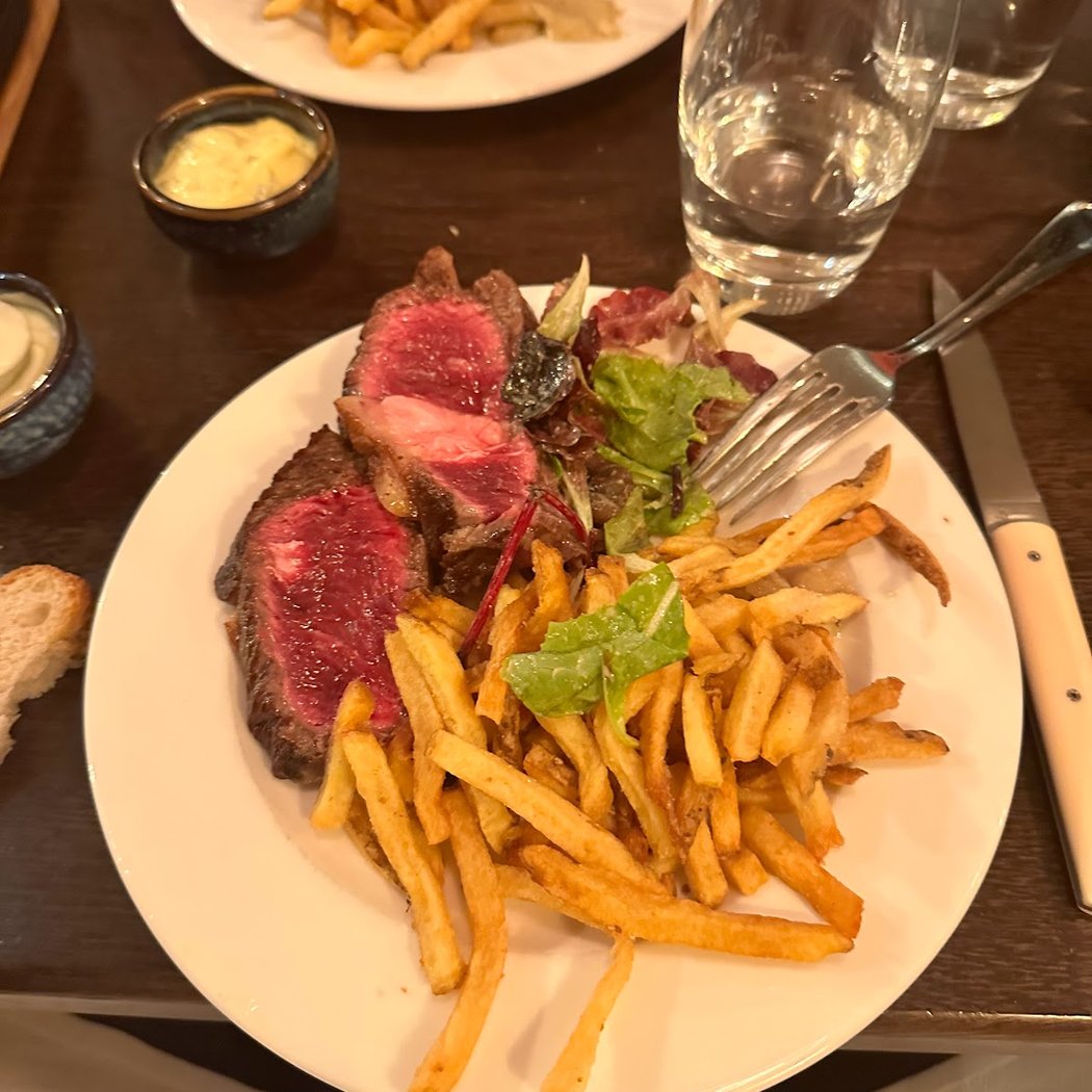 A côté 2