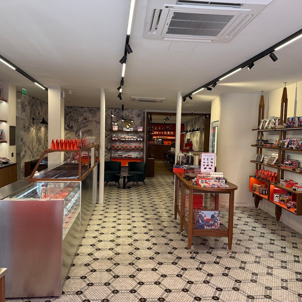 CHAPON CHOCOLATERIE SALON DE THE 3