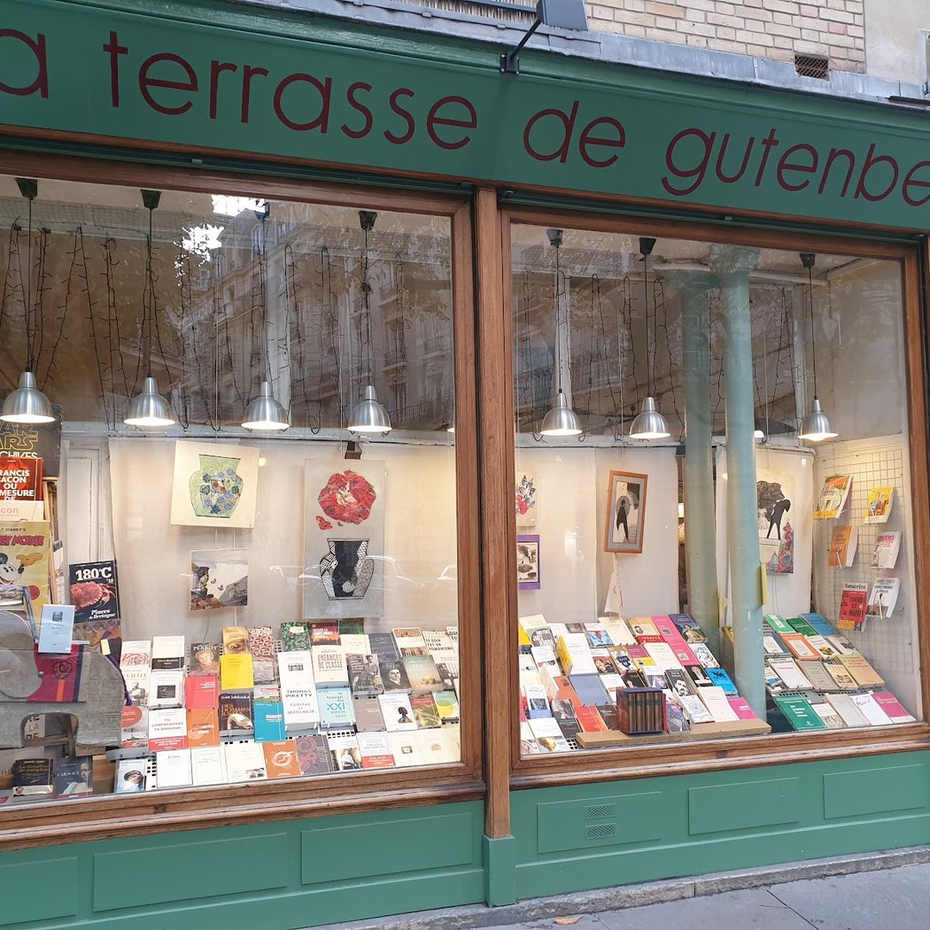 Sculptures en terre cuite en expo 1