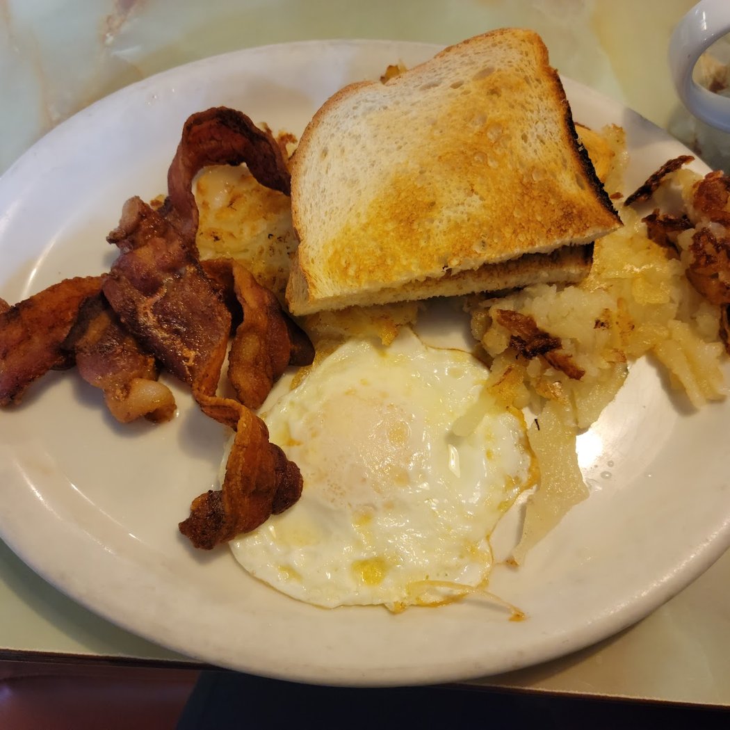 Plaza Cafe 3