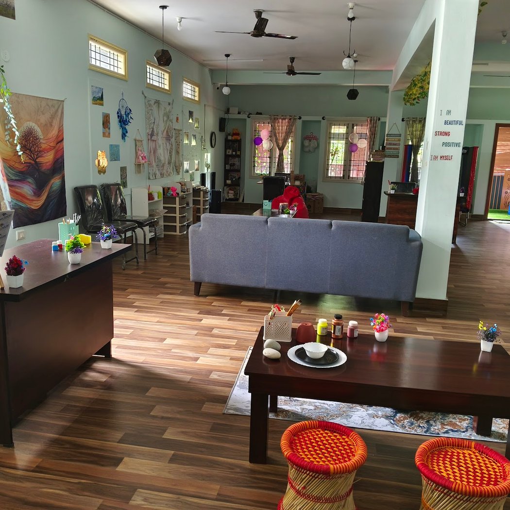 Pottery & Bead Jewelry Workshop 2