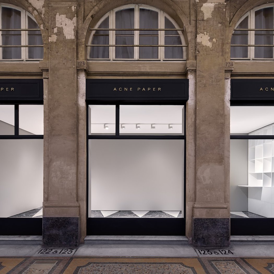 Acne Paper Palais Royal 3