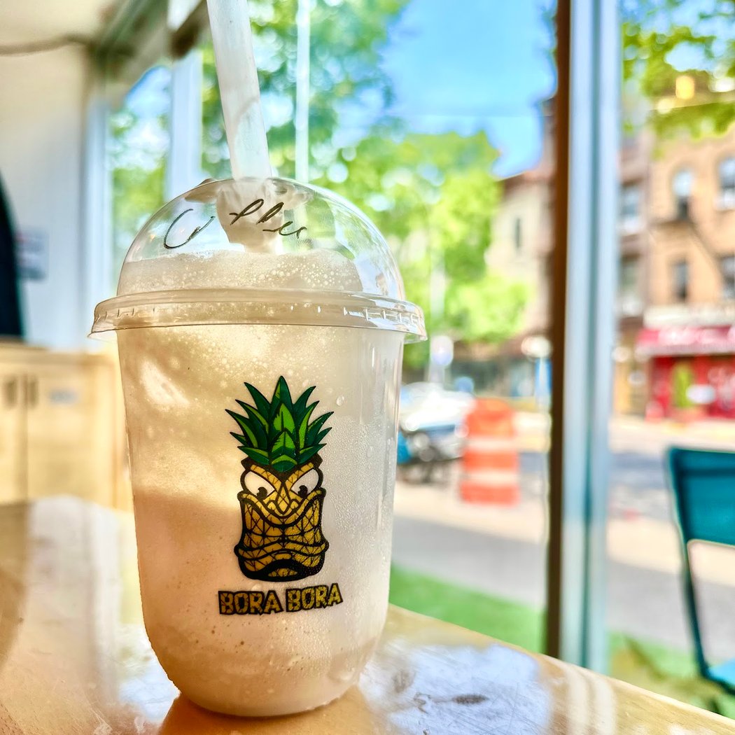 Bora Bora Smoothie Cafe - Bay Ridge 4