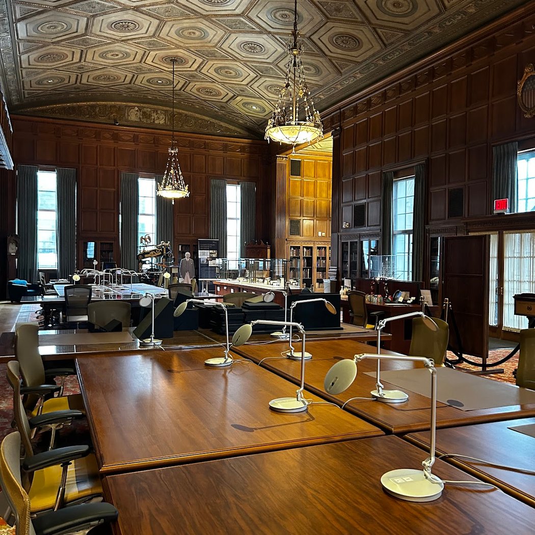 Guided Tour of the Clements Library 5