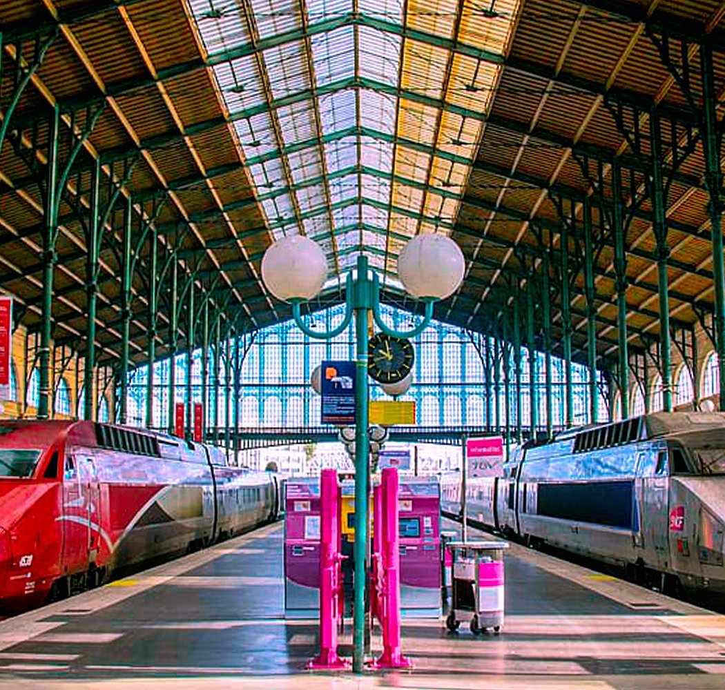 Travelski night train to Alps 3