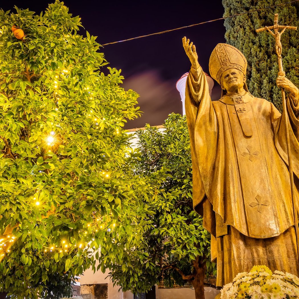 Monumento a San Juan Pablo II 1
