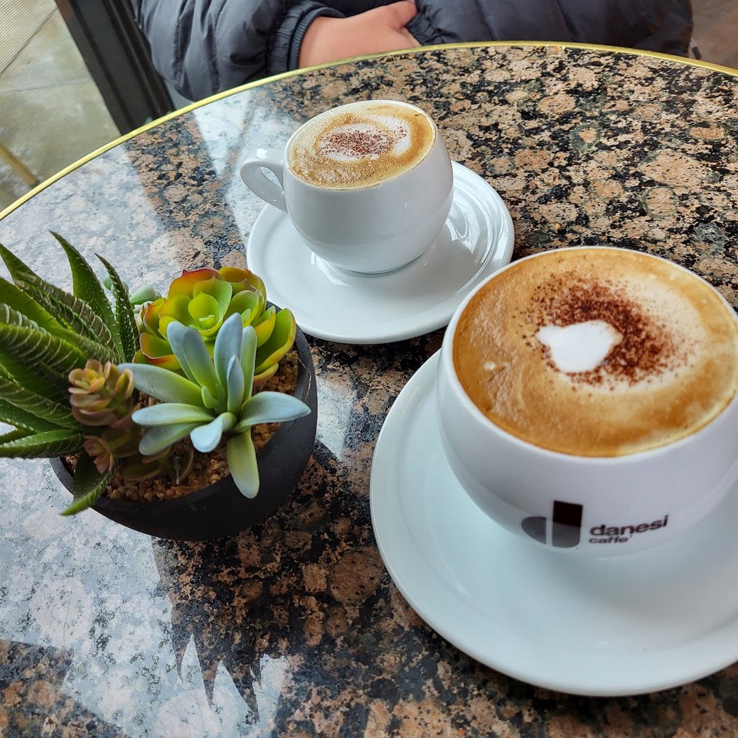 Cafe Angolo 3