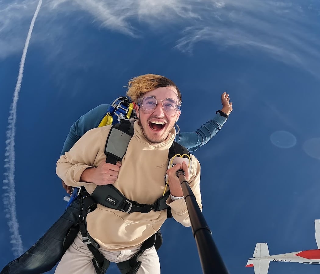 TOURS'N JUMP 2
