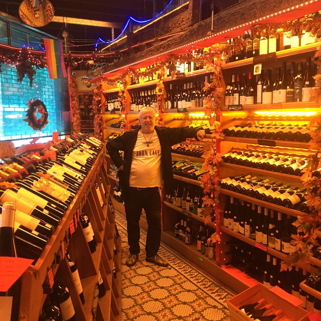 Manley's Wines & Spirits 3