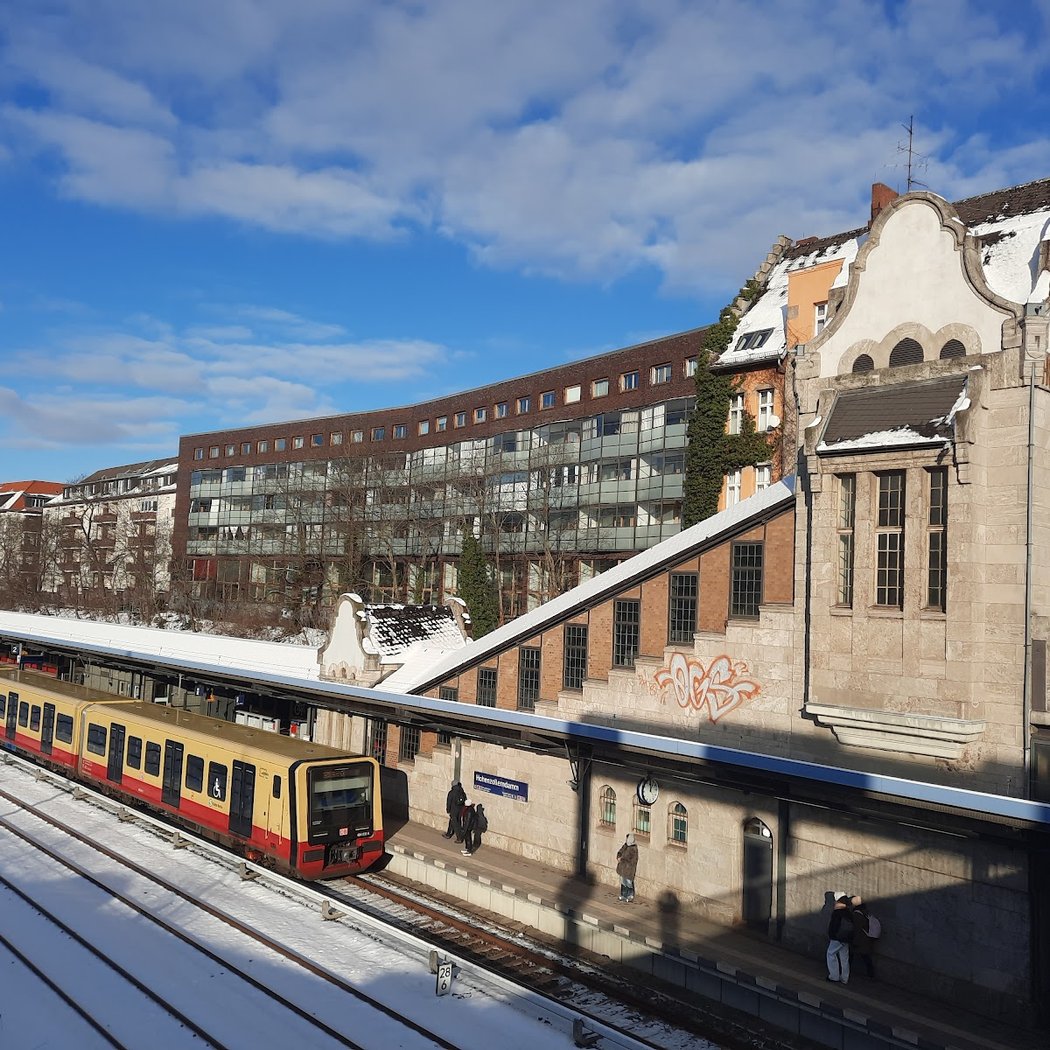 Hohenzollerndamm 1