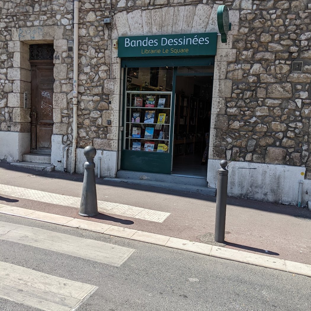 Librairie Le Square 2
