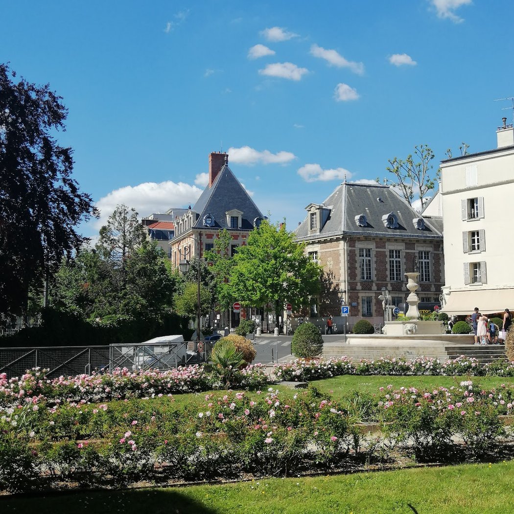 Town hall of Charenton-le-Pont 3